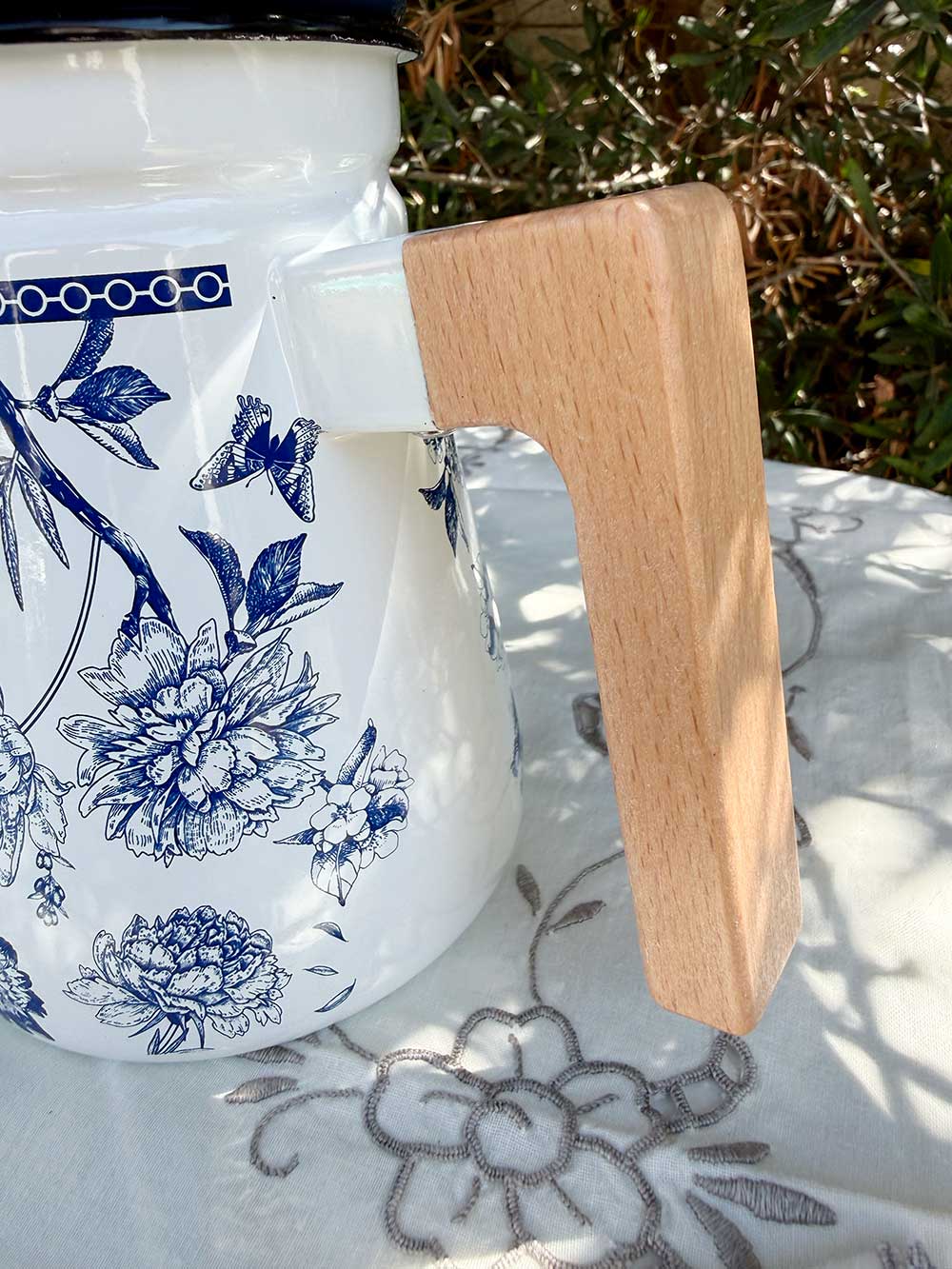 Set de Té Enlozado: Tetera aves + tazón