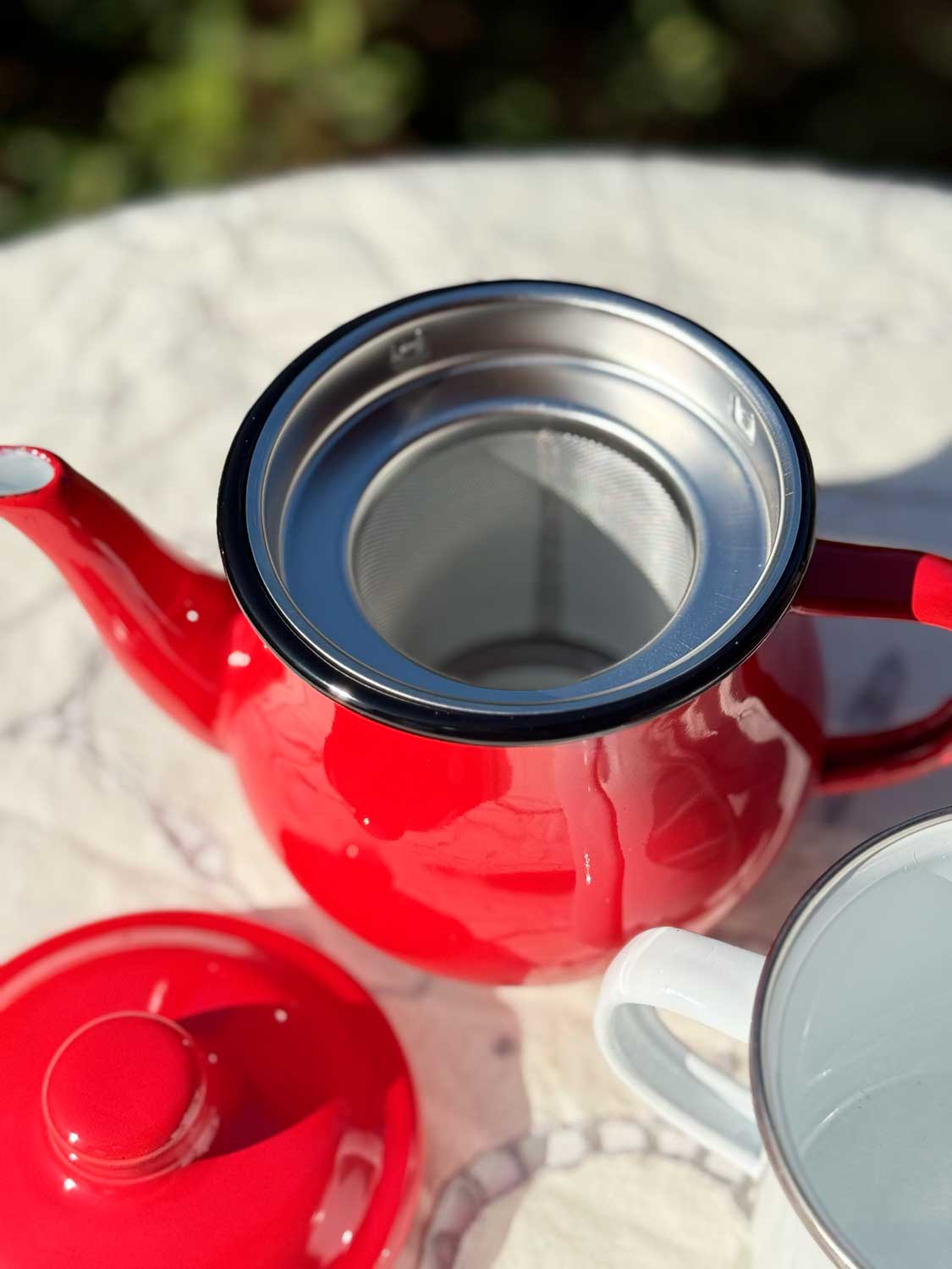 Set de Té Enlozado: Tetera con filtro + 2 Tazones