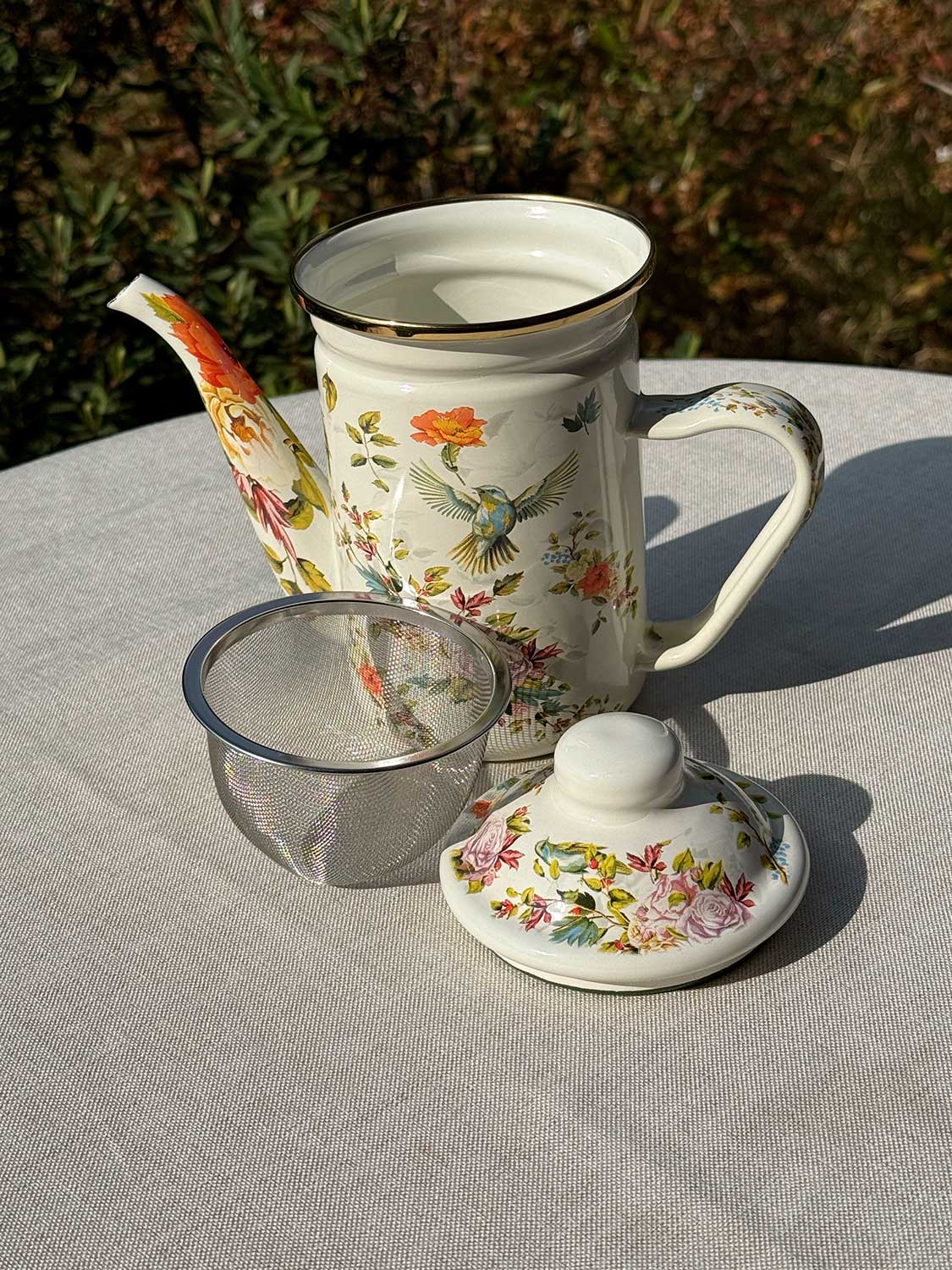Set de Té Enlozado: Tetera con filtro picaflor + 2 Tazones